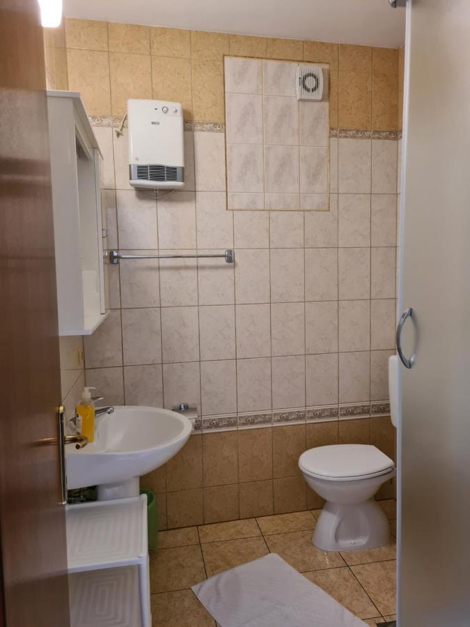 Pansion Ribica Hotel Crikvenica Exterior foto